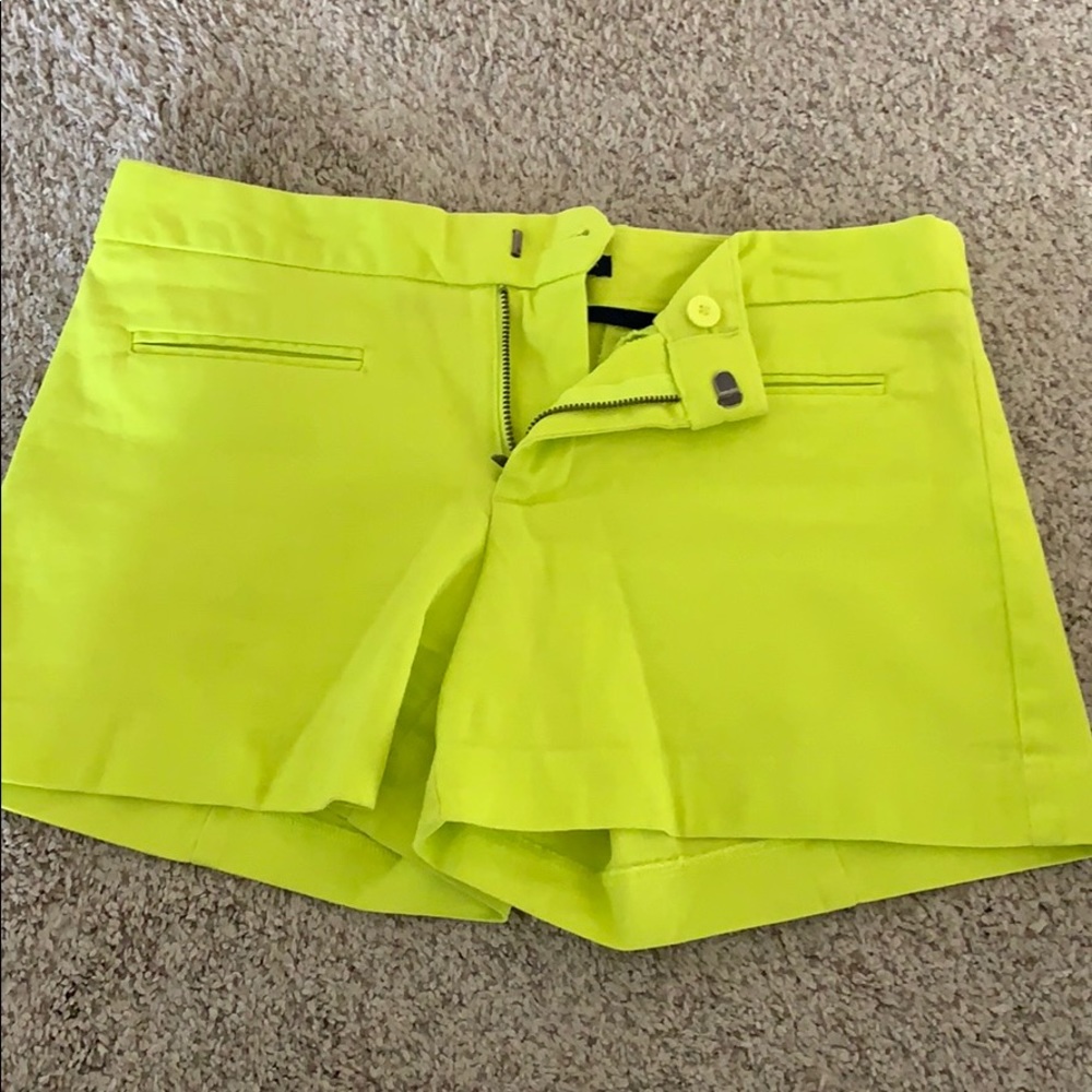 Shorts - Picture 3 of 3